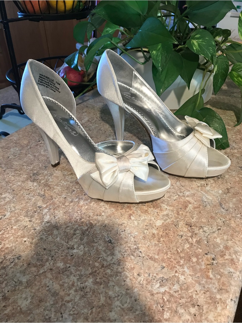 Michaelangelo Ivory Satin Peep-Toe Heels with Bow